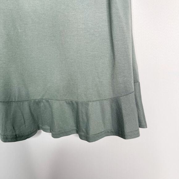 New She + Sky Green Large L Lace Open Back Ruffle Detail Short Sleeve Top Tee - Picture 4 of 10